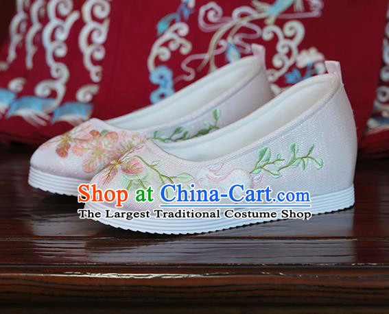 China Princess Shoes Handmade Pink Cloth Shoes Embroidered Peach Blossom Rabbit Shoes Hanfu Shoes