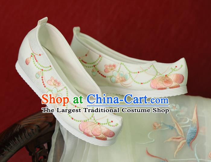 China Women Shoes Hanfu Shoes Embroidered Shoes Handmade White Cloth Shoes Tang Dynasty Princess Shoes