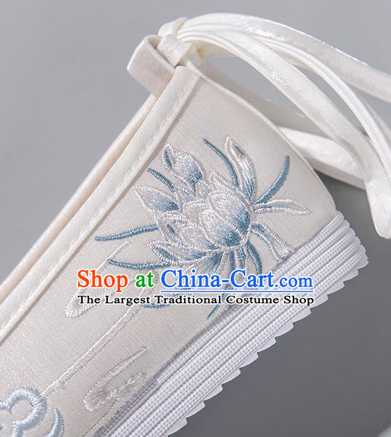 China Embroidered Epiphyllum Shoes Hanfu Pearl Shoes Ancient Princess Shoes Handmade White Satin Shoes