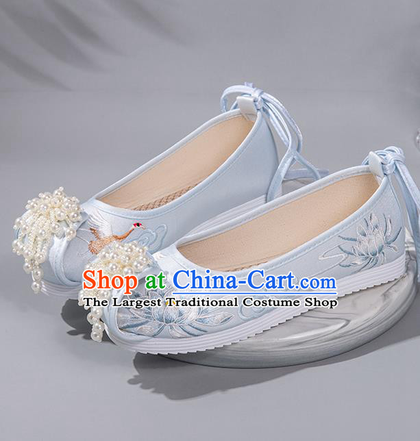 China Handmade Light Blue Satin Shoes Embroidered Epiphyllum Shoes Hanfu Pearls Shoes Ancient Princess Shoes