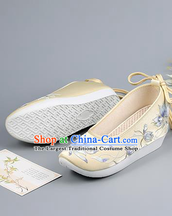 China Ming Dynasty Princess Shoes Ancient Court Shoes Embroidered Epiphyllum Yellow Shoes Traditional Hanfu Shoes