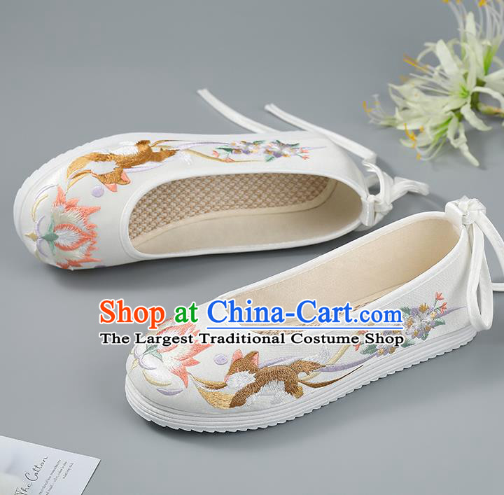 China White Cloth Shoes Ming Dynasty Princess Shoes Embroidered Flowers Shoes Traditional Hanfu Shoes