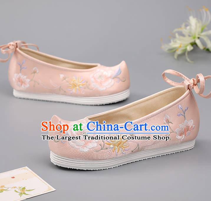 China Handmade Pink Cloth Shoes Embroidered Peony Shoes Princess Shoes Ming Dynasty Shoes Traditional Hanfu Shoes