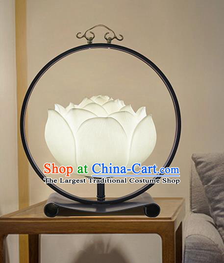 China Handmade White Lotus Table Lamp Traditional Iron Art Home Decorations Spring Festival Desk Lantern