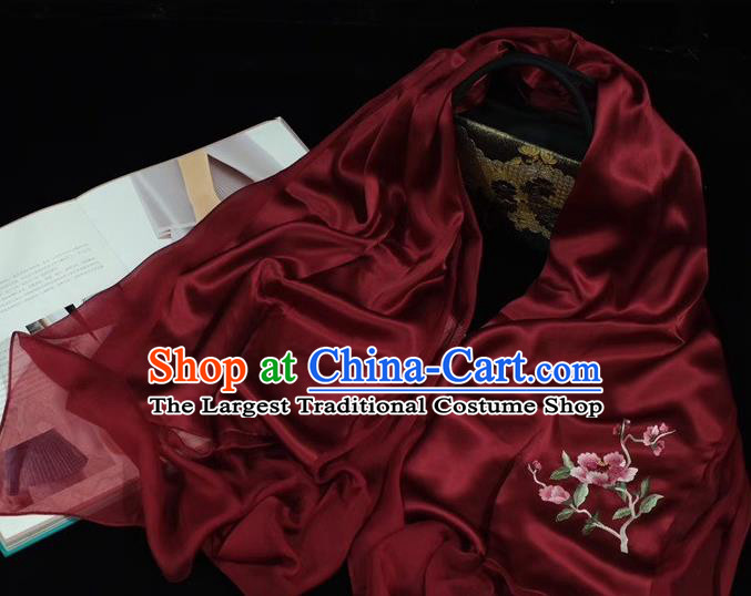 China Embroidered Peach Blossom Mother Cappa Wine Red Silk Tippet Suzhou Embroidery Craft Traditional Silk Scarf