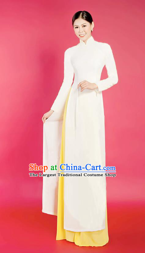 Asian Vietnam Ao Dai Qipao Traditional Vietnamese Cheongsam Costumes Classical White Dress and Yellow Loose Pants for Women