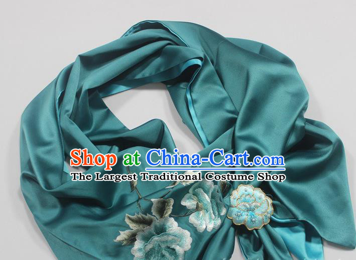Chinese Traditional Cheongsam Scarf Accessories Top Grade Embroidered Peony Teal Silk Tippet with Brooch