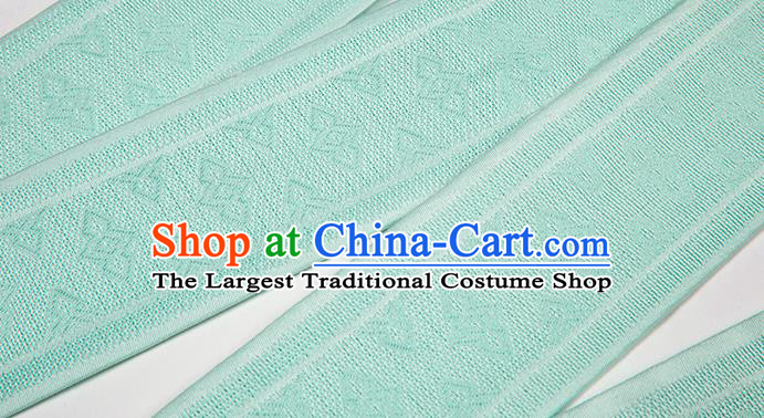 China Ancient Court Princess Hanfu Dress Traditional Han Dynasty Imperial Concubine White Curving Front Robe Historical Costume for Women