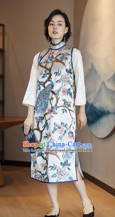 China Traditional Embroidered Peacock Sleeveless Cheongsam National Women Clothing Classical White Silk Qipao Dress
