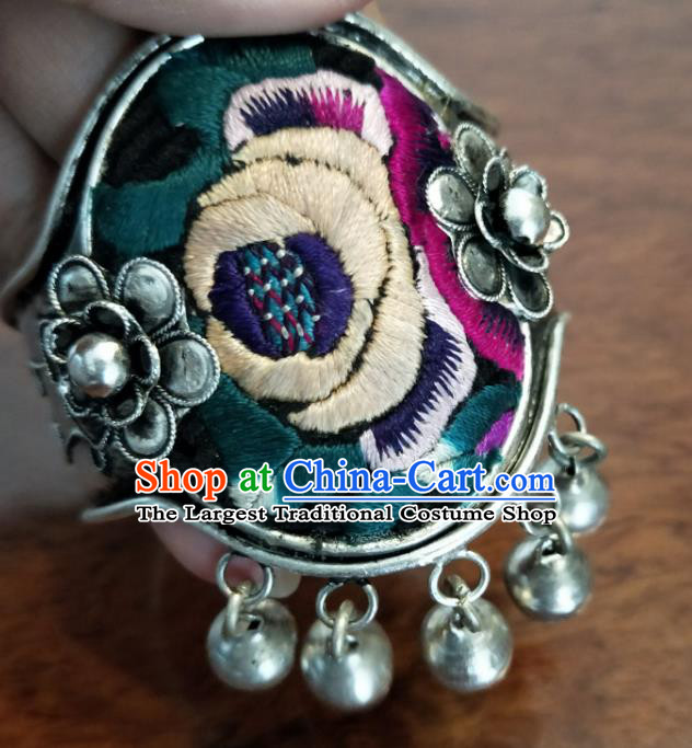 China Handmade Embroidered Bangle Traditional National Silver Carving Accessories Miao Ethnic Bracelet