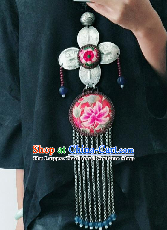 China Traditional Ethnic Bells Tassel Necklace Accessories Handmade Women Jewelry National Embroidered Silver Flower Necklet