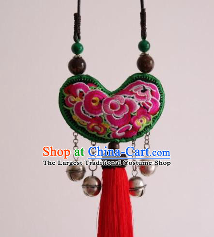 China Handmade Ethnic Red Tassel Necklace Traditional Miao Nationality Embroidered Accessories