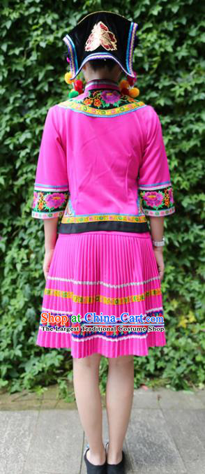 China Ethnic Women Folk Dance Rosy Blouse and Short Pleated Skirt Traditional Yi Nationality Clothing Custom Fashion with Headwear