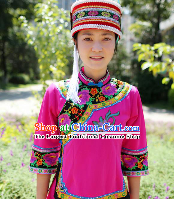 China Ethnic Women Folk Dance Rosy Blouse and Short Pleated Skirt Traditional Yi Nationality Clothing Custom Fashion with Headwear