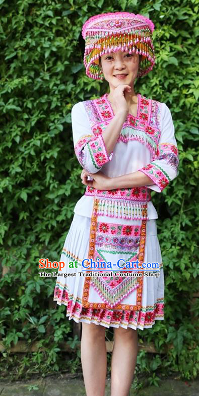 China Miao Ethnic Women Clothing Traditional Nationality Folk Dance White Blouse and Short Pleated Skirt