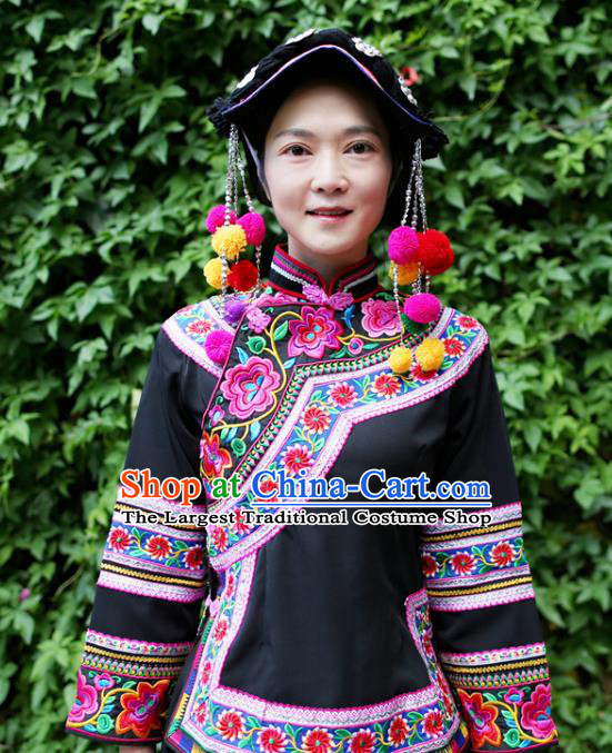 China Guizhou Puyi Ethnic Women Clothing Traditional Bouyei Nationality Folk Dance Black Blouse and Long Skirt with Hat