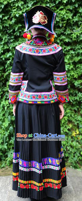 China Guizhou Puyi Ethnic Women Clothing Traditional Bouyei Nationality Folk Dance Black Blouse and Long Skirt with Hat