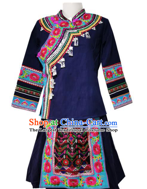 China Mojiang Hani Nationality Embroidered Navy Blouse and Short Skirt Traditional Ethnic Uniforms with Headpiece