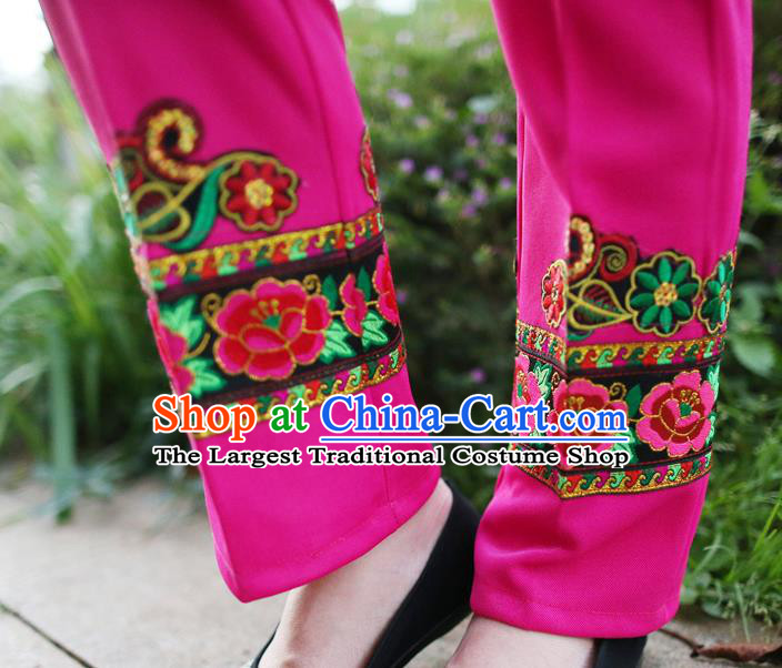 China Chuxiong Yi Nationality Folk Dance Costumes Chinese Yunnan Yi Ethnic Women Embroidered Rosy Blouse and Pants with Headwear