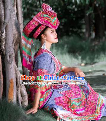 China Guangxi Yao Minority Clothing Top Quality Photography Yunnan Miao Ethnic Bride Dress with Headdress