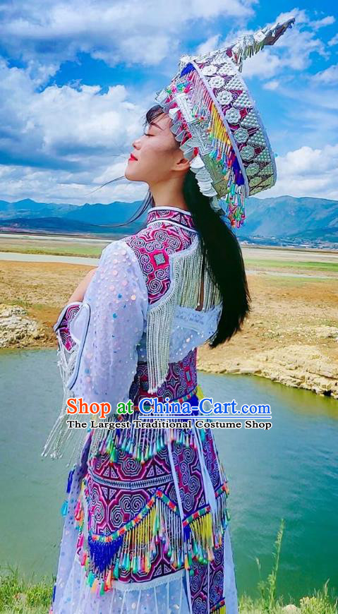 China Miao Ethnic Fashion Top Quality Miao Nationality Clothing Minority Photography Dress with Headpiece