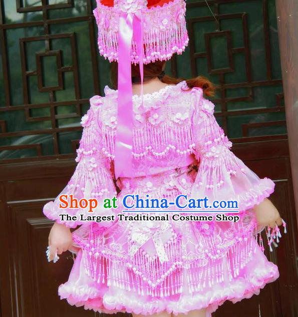 Yunnan Mengzi Minority Folk Dance Rosy Short Dress Traditional Wedding Bride Costumes China Yao Ethnic Women Apparels and Headdress