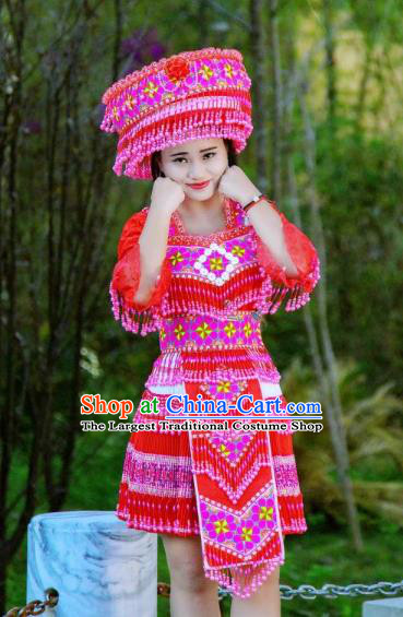 China Stage Show Costumes Fashion Yi Minority Female Costume Ethnic Folk Dance Red Clothing Travel Photography Dresses with Headwear