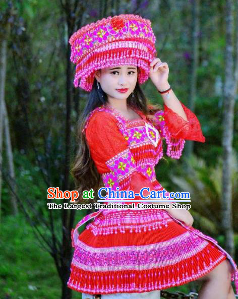 China Stage Show Costumes Fashion Yi Minority Female Costume Ethnic Folk Dance Red Clothing Travel Photography Dresses with Headwear