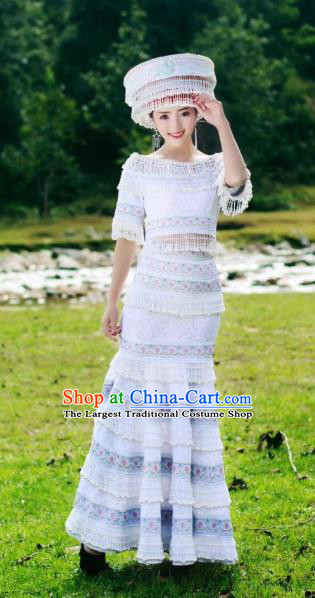 China Miao Nationality White Blouse and Skirt Ethnic Traditional Festival Costume Minority Celebration Clothes with Headdress