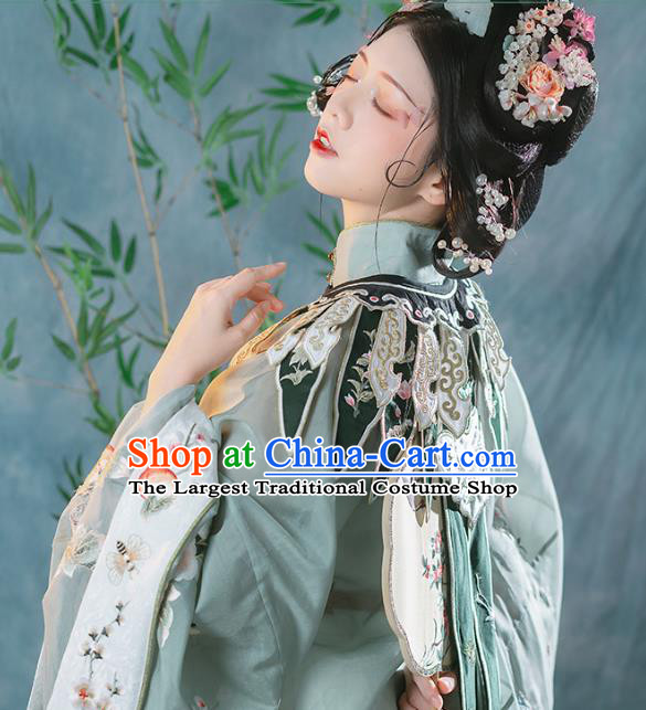 Ancient China Traditional Hanfu Clothing Traditional Ming Dynasty Court Women Embroidered Costumes