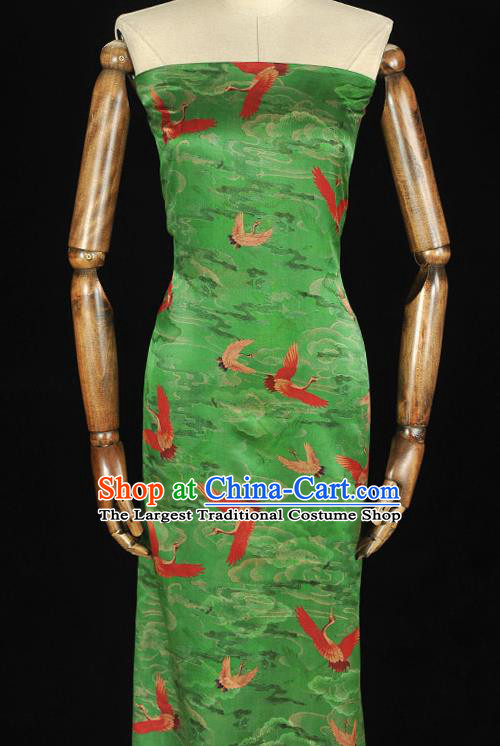 Chinese Gambiered Guangdong Gauze Classical Cloud Crane Pattern Silk Fabric Traditional Cheongsam Jacquard Green Satin Cloth