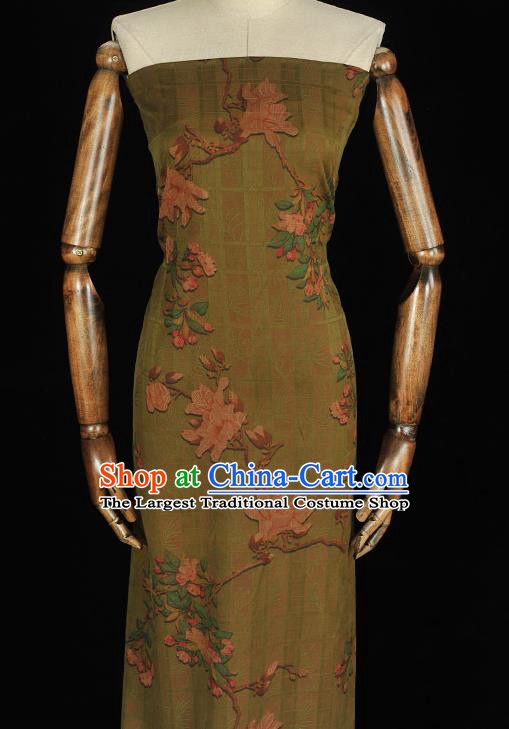 Chinese Traditional Cheongsam Cloth Green Gambiered Guangdong Gauze Classical Begonia Pattern Silk Fabric