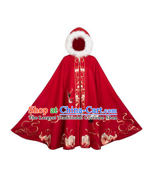 China Ancient Noble Woman Historical Clothing Traditional Hanfu Cape Ming Dynasty Court Princess Embroidered Red Cloak