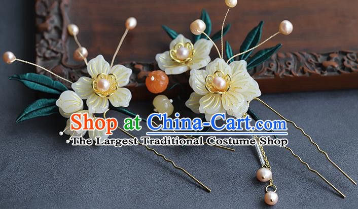 Chinese Hanfu White Plum Hairpin Traditional Wedding Hair Accessories Ancient Bride Jade Pearls Hair Stick