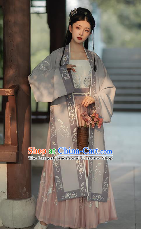 China Traditional Song Dynasty Royal Princess Historical Clothing Ancient Court Lady Hanfu Dress Costumes