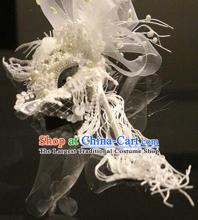 Top Stage Performance White Feather Face Accessories Fancy Ball Decorations Lace Blinder Halloween Cosplay Princess Mask