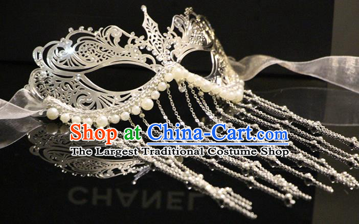 Top Halloween Fancy Ball Stage Performance Accessories Cosplay Princess Argent Tassel Face Mask