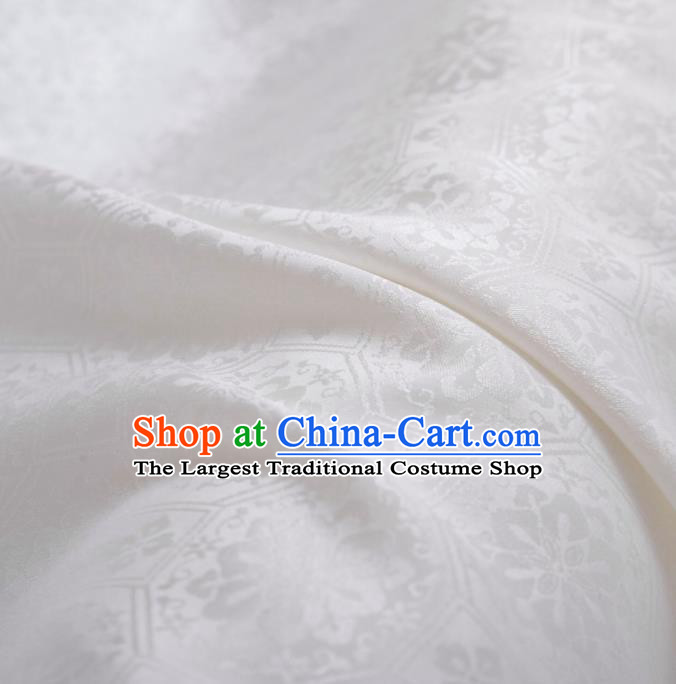 Chinese Classical Septaria Pattern Design White Silk Fabric Asian Traditional Cheongsam Brocade Material