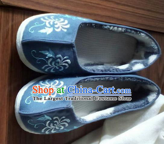 Chinese Traditional Handmade Embroidered Chrysanthemum Navy Shoes Opera Shoes Hanfu Shoes Ancient Princess Shoes for Women