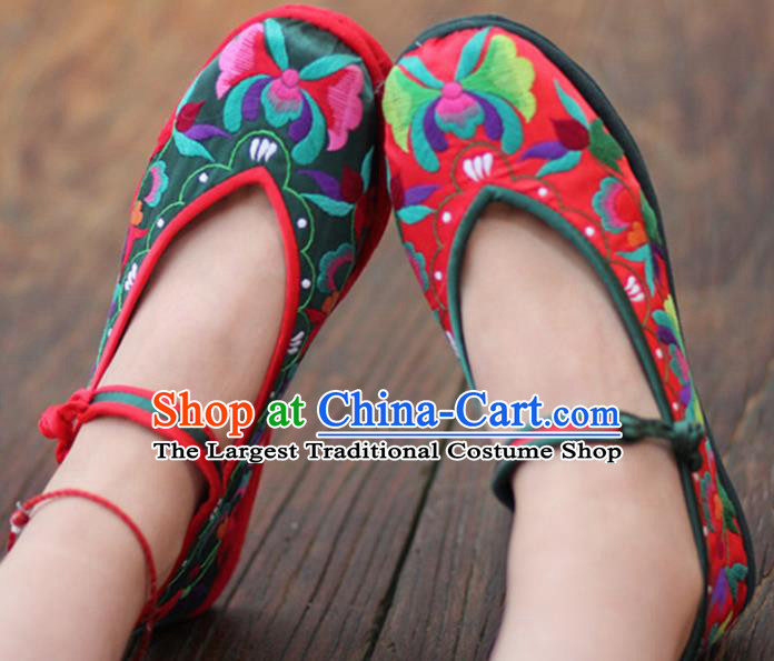 Chinese Embroidered Deep Green Shoes Handmade Hanfu Shoes Traditional National Shoes for Women