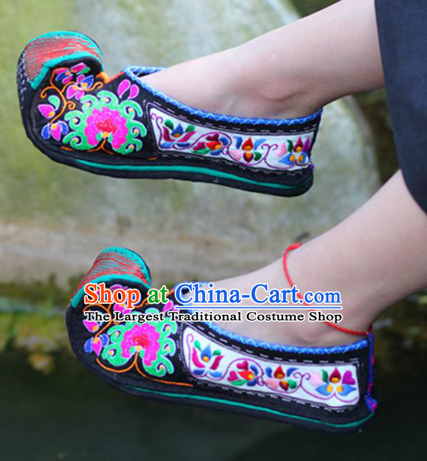 Chinese Handmade Embroidered Black Shoes Hanfu Shoes Traditional National Shoes for Women