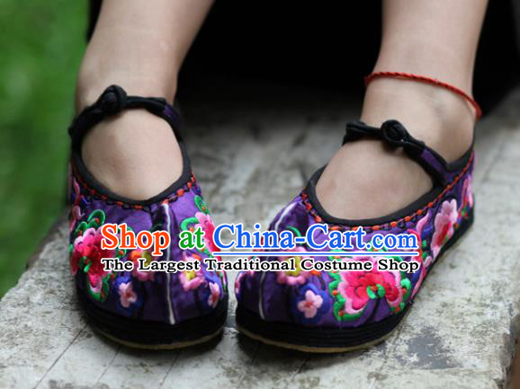 Chinese Handmade Embroidered Peony Purple Cloth Shoes Hanfu Shoes Traditional National Shoes for Women
