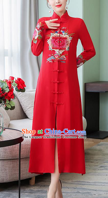 Chinese Traditional Embroidered Peony Red Front Opening Cheongsam Costume China National Qipao Dress for Women