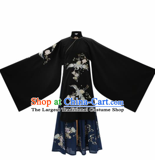 Chinese Ancient Young Mistress Embroidered Black Gown and Skirt Traditional Ming Dynasty Nobility Lady Costumes for Women