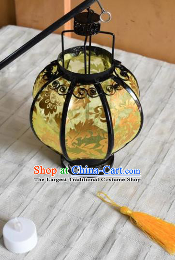 Chinese Classical New Year Yellow Palace Lantern Traditional Handmade Ironwork Ceiling Lamp