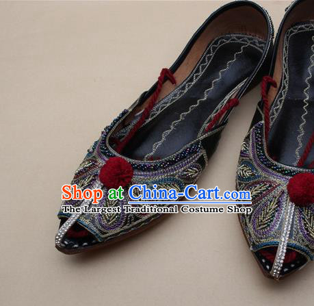 Asian India Traditional National Embroidered Navy Shoes Handmade Indian Folk Dance Shoes for Women