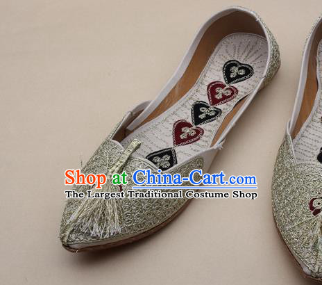 Asian Nepal National Handmade White Embroidered Shoes Indian Traditional Folk Dance Leather Shoes for Women