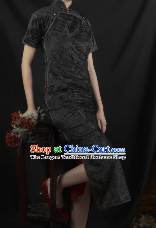 Chinese Traditional Black Velvet Cheongsam Costume Republic of China Mandarin Qipao Dress for Women