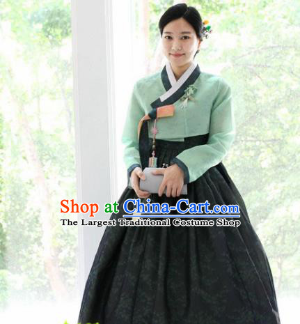 Korean Traditional Garment Green Blouse and Black Dress Mother Hanbok Asian Korea Fashion Costume for Women