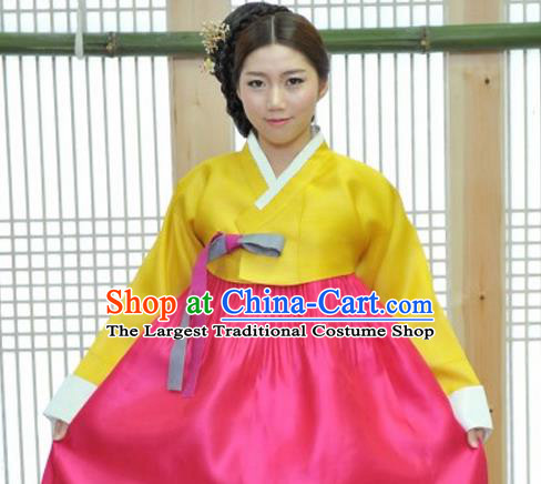 Korean Traditional Bride Mother Hanbok Yellow Blouse and Rosy Dress Garment Asian Korea Fashion Costume for Women